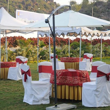 Hotel Maruti Mandapam Jabalpur Dış mekan fotoğraf